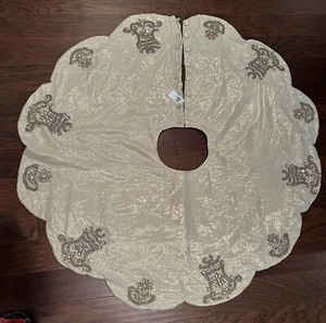 Kim Seybert -“Chandelier”- Silver And Gold Beaded Holiday Christmas Tree skirt - Picture 1 of 6