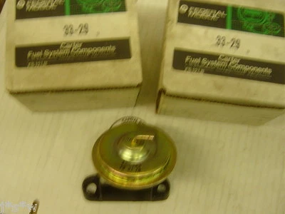 EGR VALVES CARTER 33-29 YOU GET 2 OF THEM FORD APPLICATIONS — 第 1/4 张图片