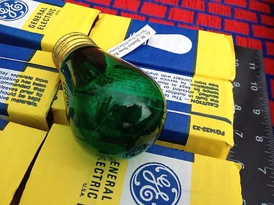 BOXof one vintage GE round logo MADE in USA 11w old S14 SIGN BULB GREEN 11S14 G - Image 1 of 4