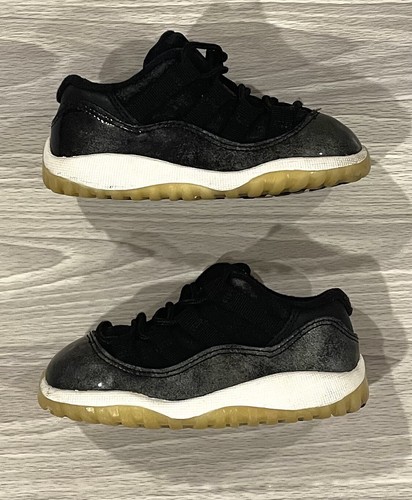 Air Jordan XI (11) Low "Barons" bambino nero metallizzato 505836 010 ragazzo taglia 7C
