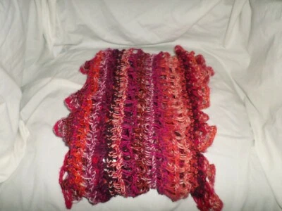 Bufanda Miss Accessori Tejida Círculo Infinito Volantes Multicolor Estiramientos Nueva con Etiquetas Foto 1 de 3