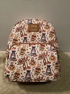 MINI MOCHILA LOUNGEFLY DISNEY POOH & FRIENDS DISFRACES ~ CON ETIQUETAS ~ TOTALMENTE NUEVA - Imagen 1 de 6