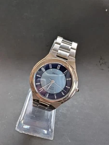 SEIKO DOLCE Quartz Titanium Thin Watch - Picture 1 of 11