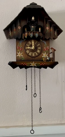 VINTAGE GERMAN CUCKOO CLOCK Wooden Quartz Engstler Black Forest Electronic TLC Cover