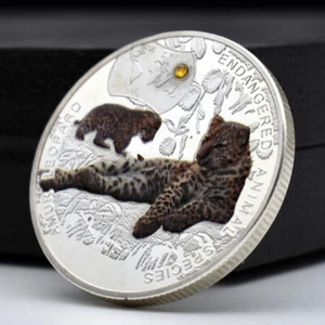 Amur Leopard Challenge Medal Endangered Animal Silver Coin 2014 ZAMBIA Ornament - Picture 1 of 12