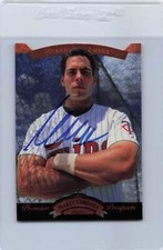 1995 SP #23 Marty Cordova Twins Signed Auto *G5809
