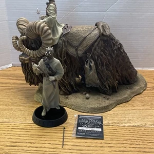 Star Wars Gentle Giant Tusken Raider On Bantha Statue- Collectible- NEW - Picture 1 of 24