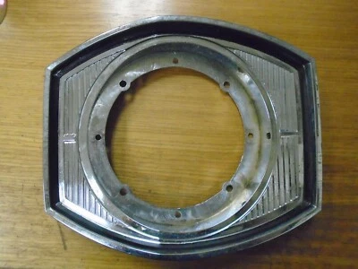 Ford Galaxy 500 1965 bisel de luz trasera personalizado original OEM izquierda/derecha Foto 1 de 4