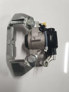 RENAULT 5 GT TURBO NEW REAR BRAKE DISC CALIPER & PAD CARRIER RIGHT OFF SIDE UK - Picture 1 of 2