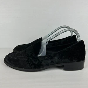 Wittner Flats Women's Size 38 Black Velvet Pointed Toe Business Office - Picture 1 of 15