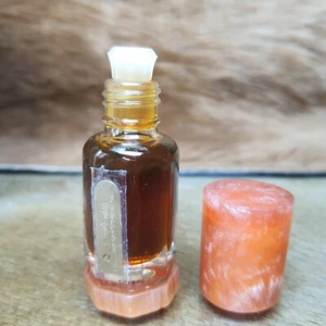 WILD BHUTAN OUD / Agarwood / Oudh / Oodh ACEITE 6 ML ATTAR PERFUME FRAGANCIA - Imagen 1 de 9