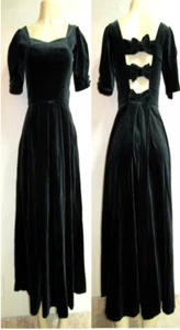 Vintage Laura Ashley Velvet dark Green Dress Size 6 XS S  sweetheart / bows back - Picture 1 of 9