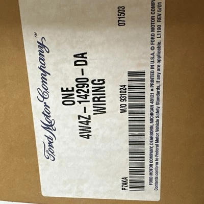 Ford 4W4Z-14290-DA Harness Asm Engine Bay Fuse Box Wiring 2004 Lincoln LS NOS - Image 1 of 4