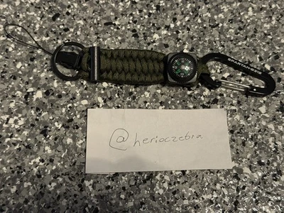 Halo LegendaryCrate ~ пара шнур ~ Spartan-B312 ~ компас - брелок - карабин - Изображение 1 из 2