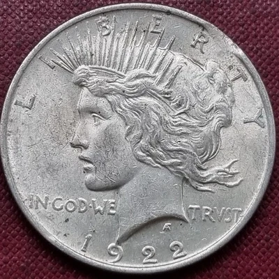 1922 Peace Silver Dollar $1 -- ERROR -- CLIPPED PLANCHET #93277 - Image 1 of 2