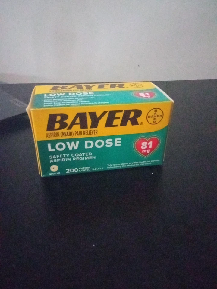 Bayer dosis baja 81 mg - analgésico - 200 ct - CAD: 5/26+ Foto 1 de 1