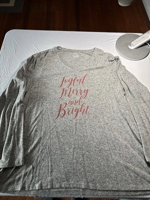 Suéter de Navidad gris para mujer Lane Bryant talla 14/16 Foto 1 de 3