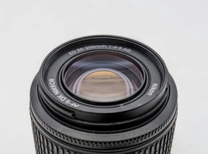 Nikon AF-S NIKKOR 55-200mm f/4-5.6G ED VR - Picture 1 of 5