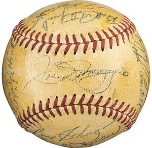 1949 New York Yankees World Series Champs Team Signed Baseball PSA DNA & Beckett - Picture 1 of 10