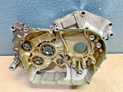 1992 HONDA SHADOW 1100 ENGINE RIGHT SIDE CASE HALF - Image 1 of 4