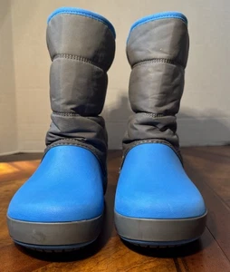 Crocs Lodgepoint Unisex Kinder Schneestiefel Größe c13 blau grau - Bild 1 von 12