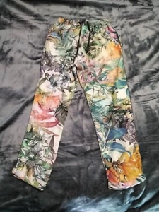 Pretty Next Lightweight Floral Print Tapered Style Trousers- Age 9 Years - Picture 1 of 10