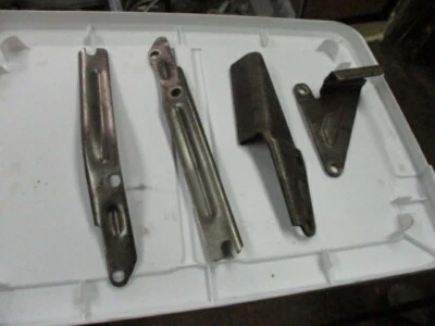 Jaguar 1974 E-type XKE Series 3 V12 peças guia de corrente de distribuição lote 4 peças - Imagem 1 de 4