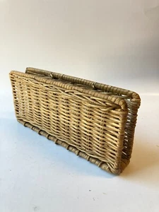 "Atrapa de correo de mimbre 9"" x 4" - Imagen 1 de 4