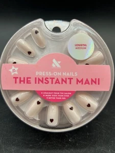 Olive & June Press on Nails The Instant Mani MEDIUM - VAMPY HEARTS - Bild 1 von 6