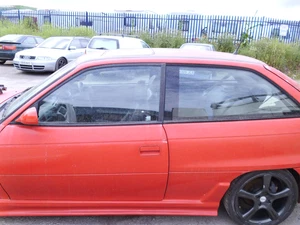 VAUXHALL ASTRA GSI SPORT MK3 MK 3 BREAKING FOR SPARES / PARTS - Picture 1 of 1
