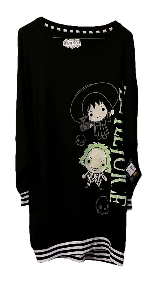 Beetlejuice Women's Black Sleepshirt M 8-10