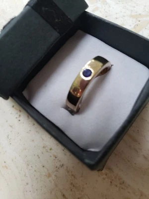 Sterling Silver Band Ring with Natural Sapphire Gemstone - size L/M, 6. - Image 1 of 4