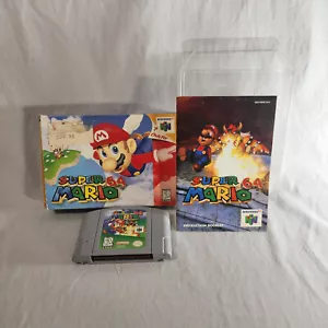Nintendo N64 KOMPLETT in OVP Super Mario 64 GETESTET & GARANTIERT! mit Protektor - Bild 1 von 6