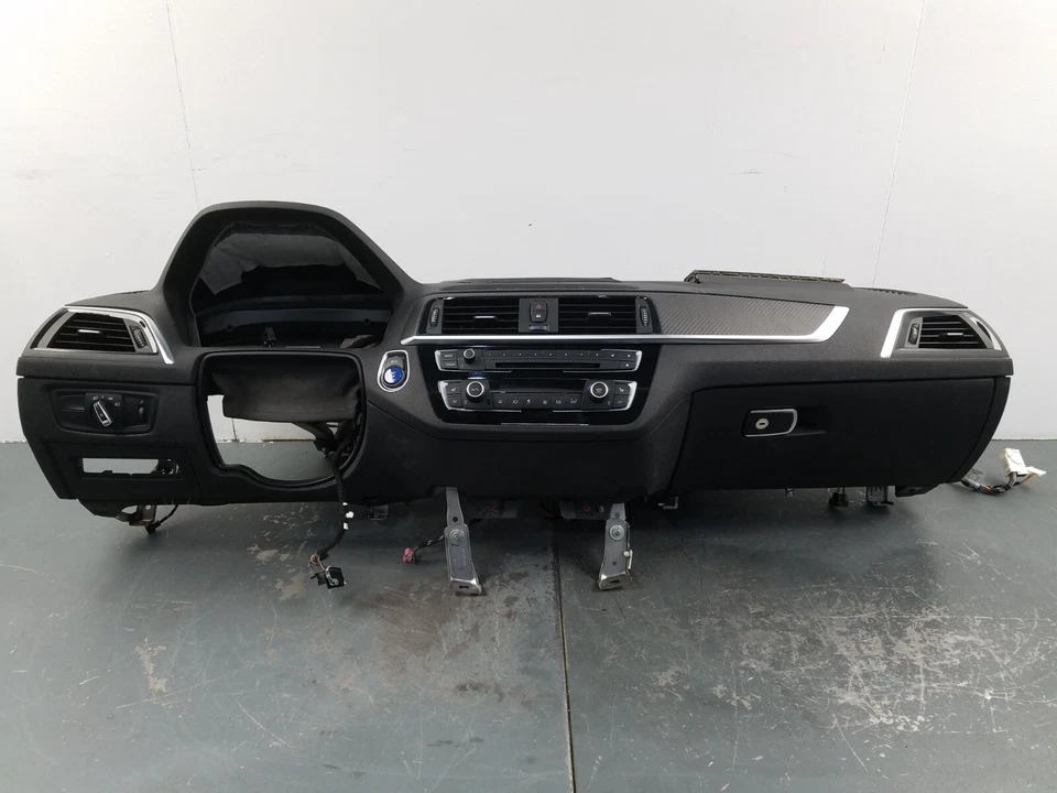 BMW M2 F87 2018 panel de instrumentos/guantera/controles de aire acondicionado/radio -** #2909 J3 Foto 1 de 4