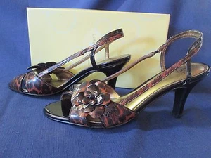 Life Stride AMBUSH Women's Shoe 10 M Shoe Peep Toe Slingback Flower 3.5" Heel  - Picture 1 of 9