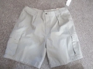 NWT VINTAGE MENS WOOLRICH TAN STRAW CARGO SHORTS 38 COTTON - Picture 1 of 11