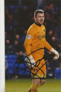 LEYTON ORIENT: JAMIE JONES SIGNED 6x4 ACTION PHOTO+COA - Picture 1 of 1