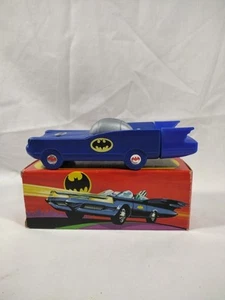 Avon Sammlerstück Batmobile Schaumbad Neu 6 flüssige Unzen Originalverpackt für Kinder - Bild 1 von 19