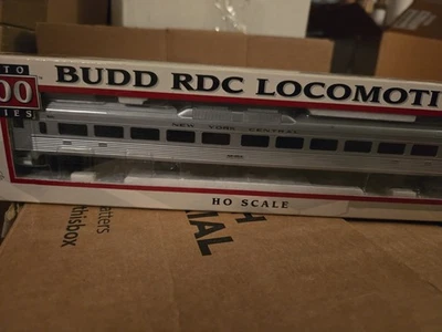 Proto 1000 Series Budd RDC Locomotive Item 30597 NYC #M-464 - Image 1 of 4