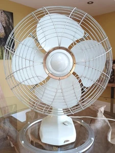 Vintage Toshiba ES2 Multi Speed Fan - Picture 1 of 7
