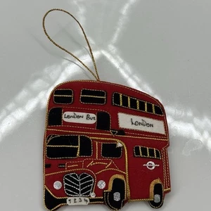Ornamento ricamato autobus Londra in feltro rosso St. Nicholas - Foto 1 di 5