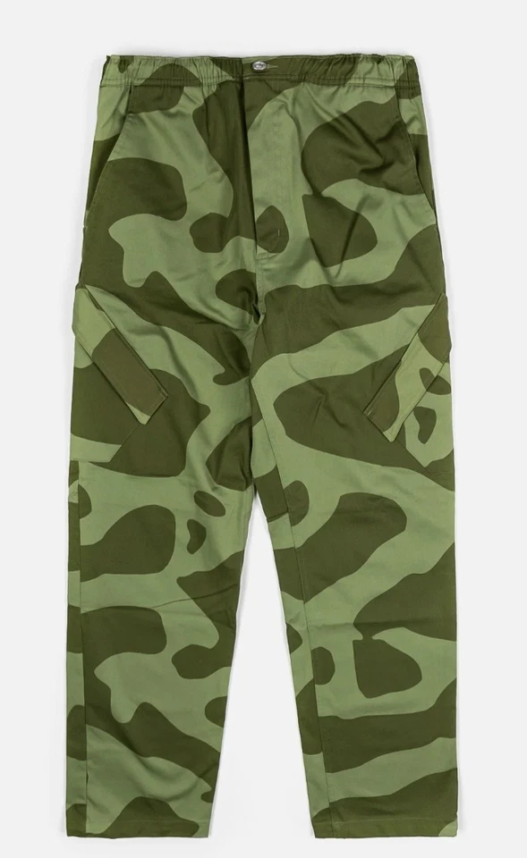 MICHAEL JORDAN CAMO NIKE CHICAGO GREEN PANTS ELEPHANT PRINT CARGO USA M MED $120 - Image 1 of 1