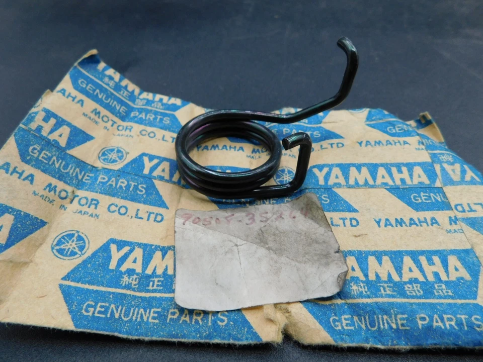 Nuevo de Lote Antiguo Pedal de Freno Trasero Resorte de Torsión 1975 1976 Yamaha TY175 Trials Foto 1 de 1