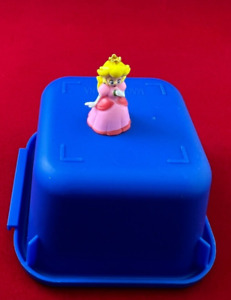 PEACH - Super Mario Micro Land Blind Bag Loose Figure - World of Nintendo