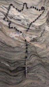  Cuentas Rosario Italiano 23g, Cuentas Ovaladas Negras Madera De Colección con Centro Madonna - Imagen 1 de 12