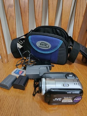 JVC Everio GZ-MG77U 30gb HDD Camcorder Video Camera W/ Case Battery TESTED - Image 1 of 4