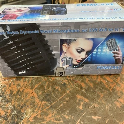 Pyle PDMICR42BK Classic Style Dynamic Vocal Microphone - Image 1 of 3