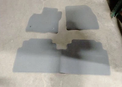 NEW OEM FULL SET Front Rear Floor Mats 42761784 For 2023 Bolt EUV 2753715 - Image 1 of 4