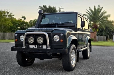 Land Rover Defender 1996  Foto 1 de 4