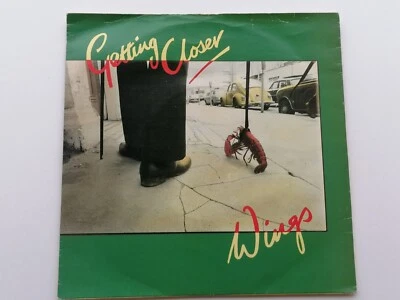 PAUL McCARTNEY WINGS  1979  U.K.   45  GETTING CLOSER     BABY'S REQUEST   - Image 1 of 4